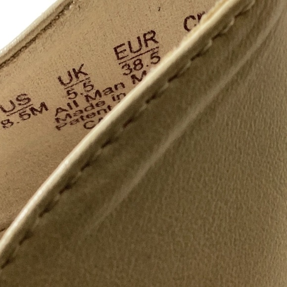 LifeStride Caramel Women's High Heels - Picture 9 of 9